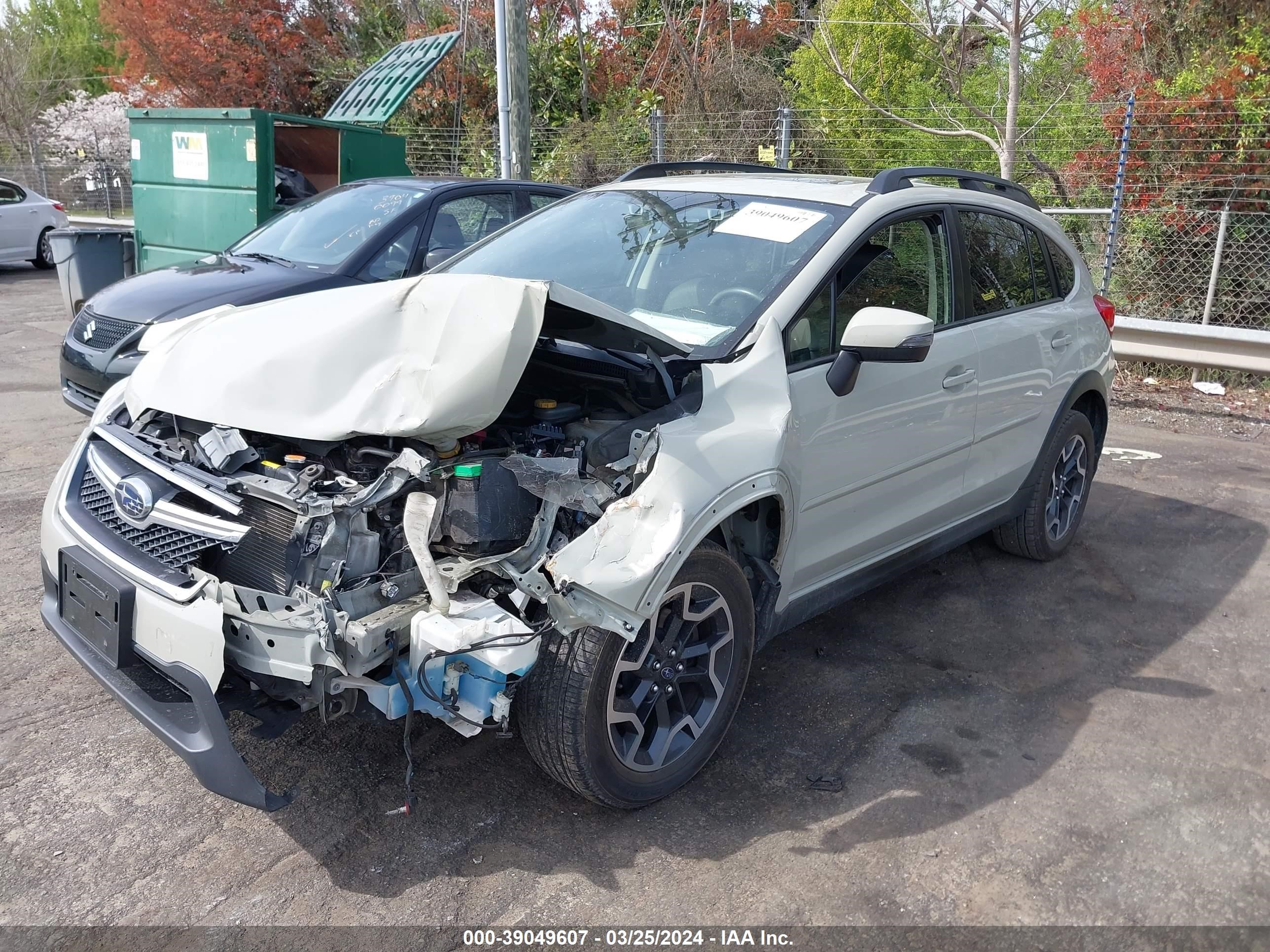 Photo 1 VIN: JF2GPANC1HH233922 - SUBARU CROSSTREK 