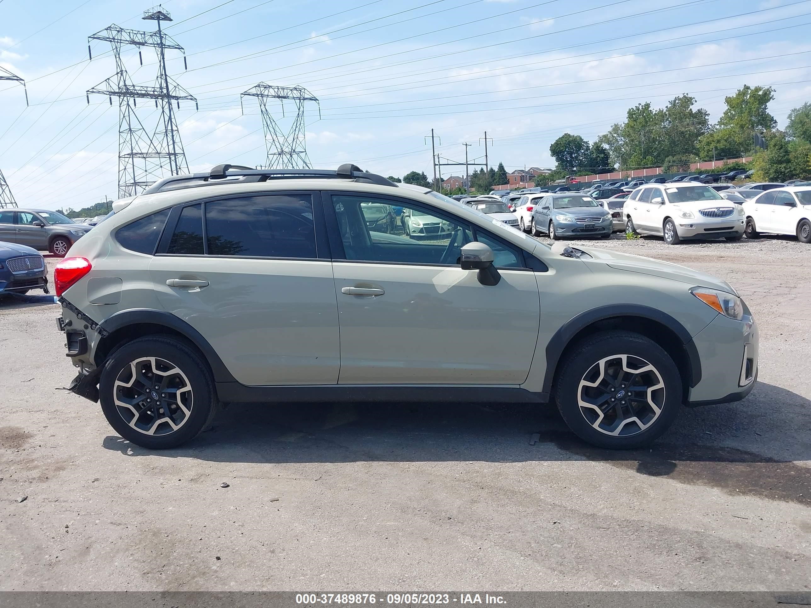 Photo 12 VIN: JF2GPANC3G8288046 - SUBARU CROSSTREK 