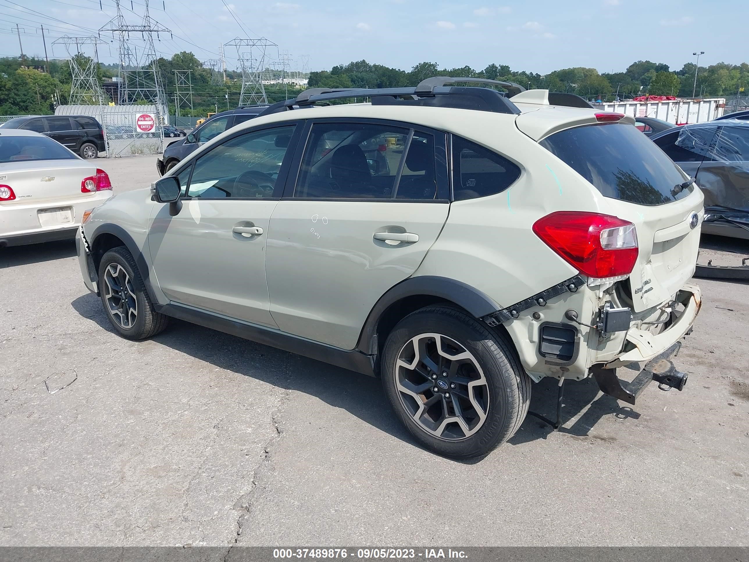 Photo 2 VIN: JF2GPANC3G8288046 - SUBARU CROSSTREK 