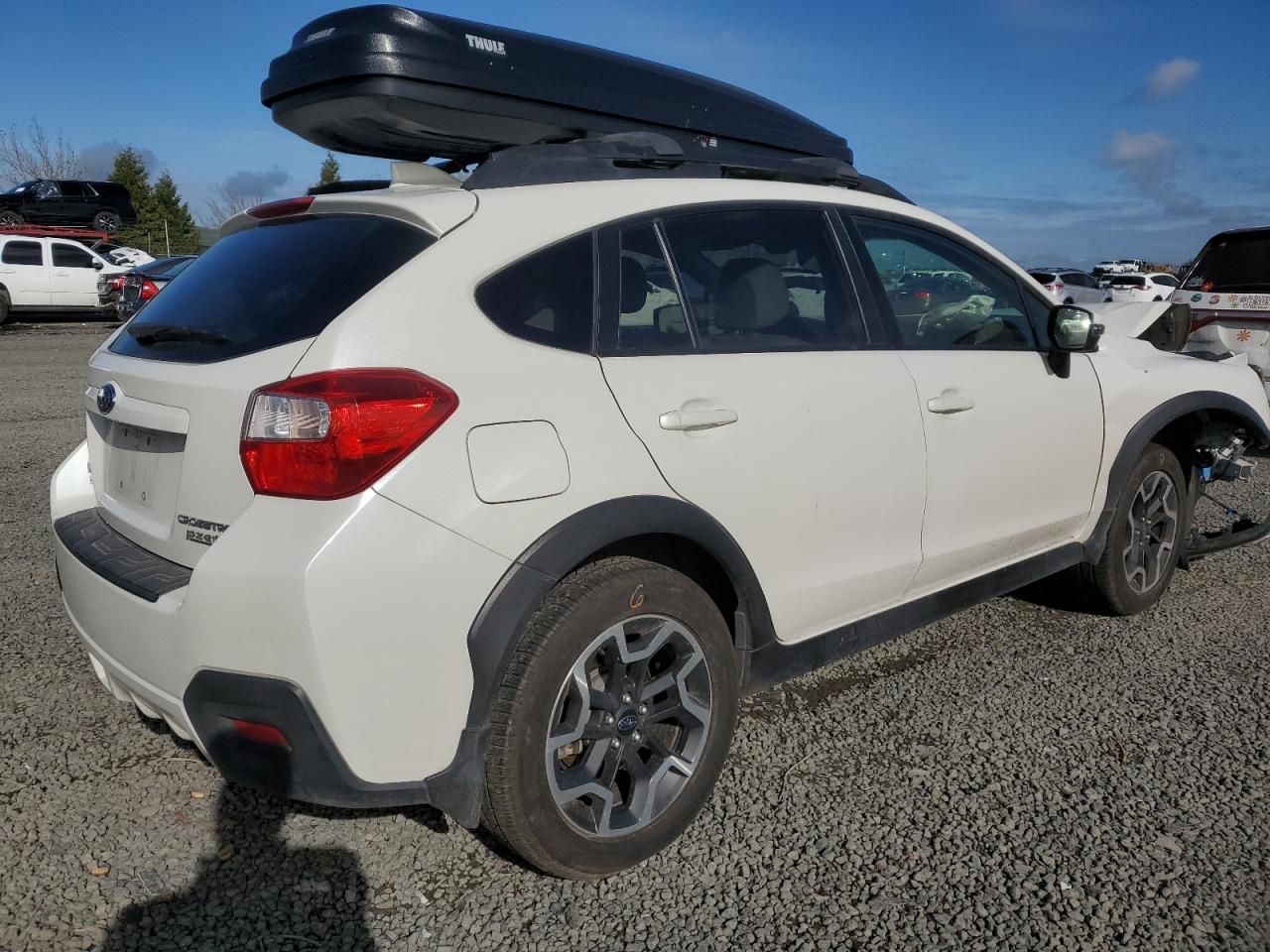 Photo 2 VIN: JF2GPANC8H8227194 - SUBARU CROSSTREK 