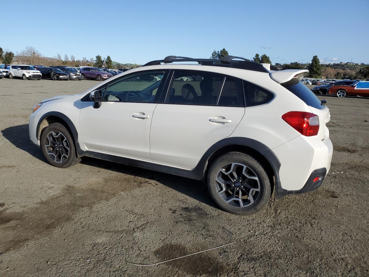 Photo 1 VIN: JF2GPANCXH8253117 - SUBARU CROSSTREK 