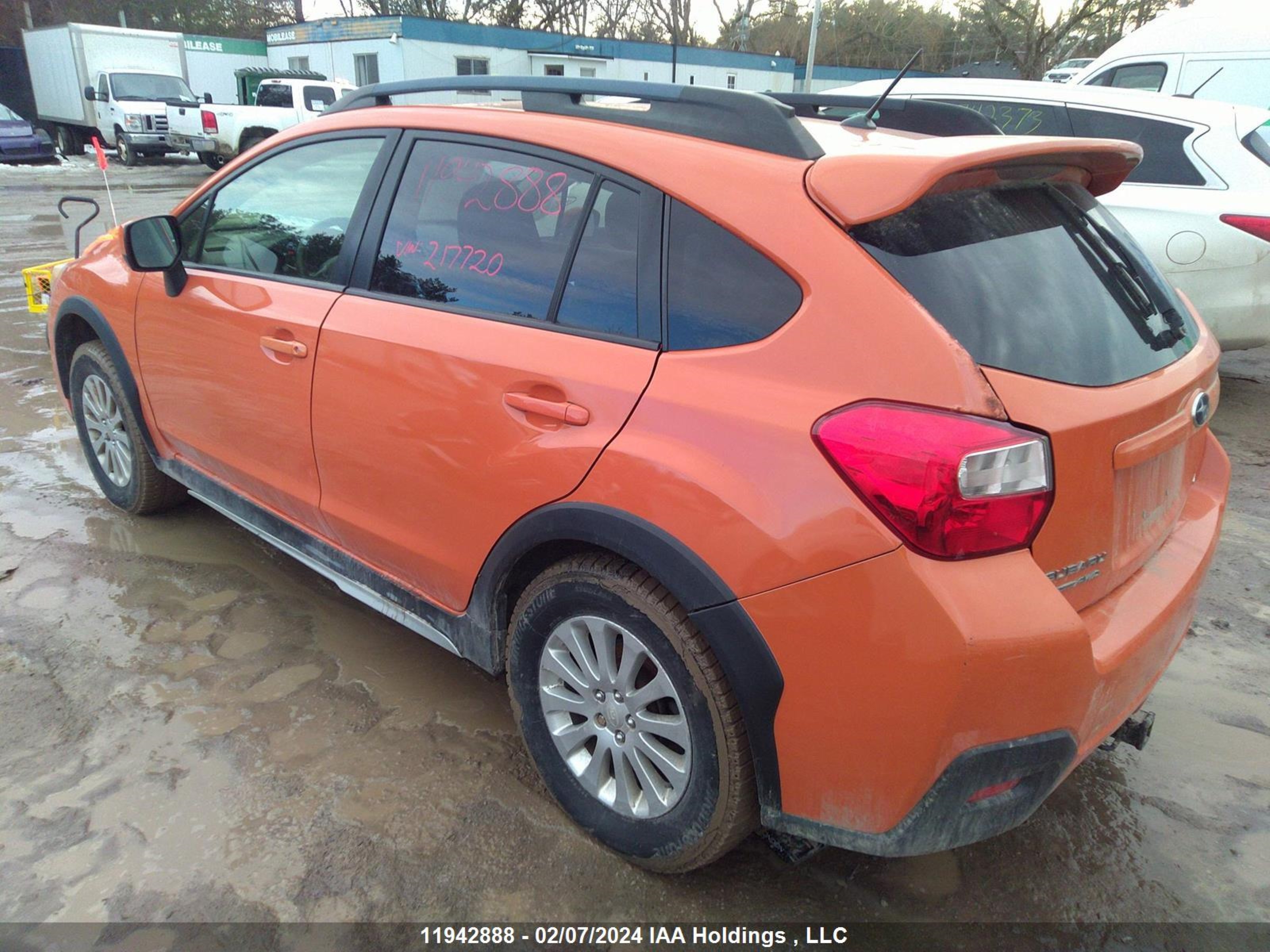 Photo 2 VIN: JF2GPAVC1D2217720 - SUBARU CROSSTREK 