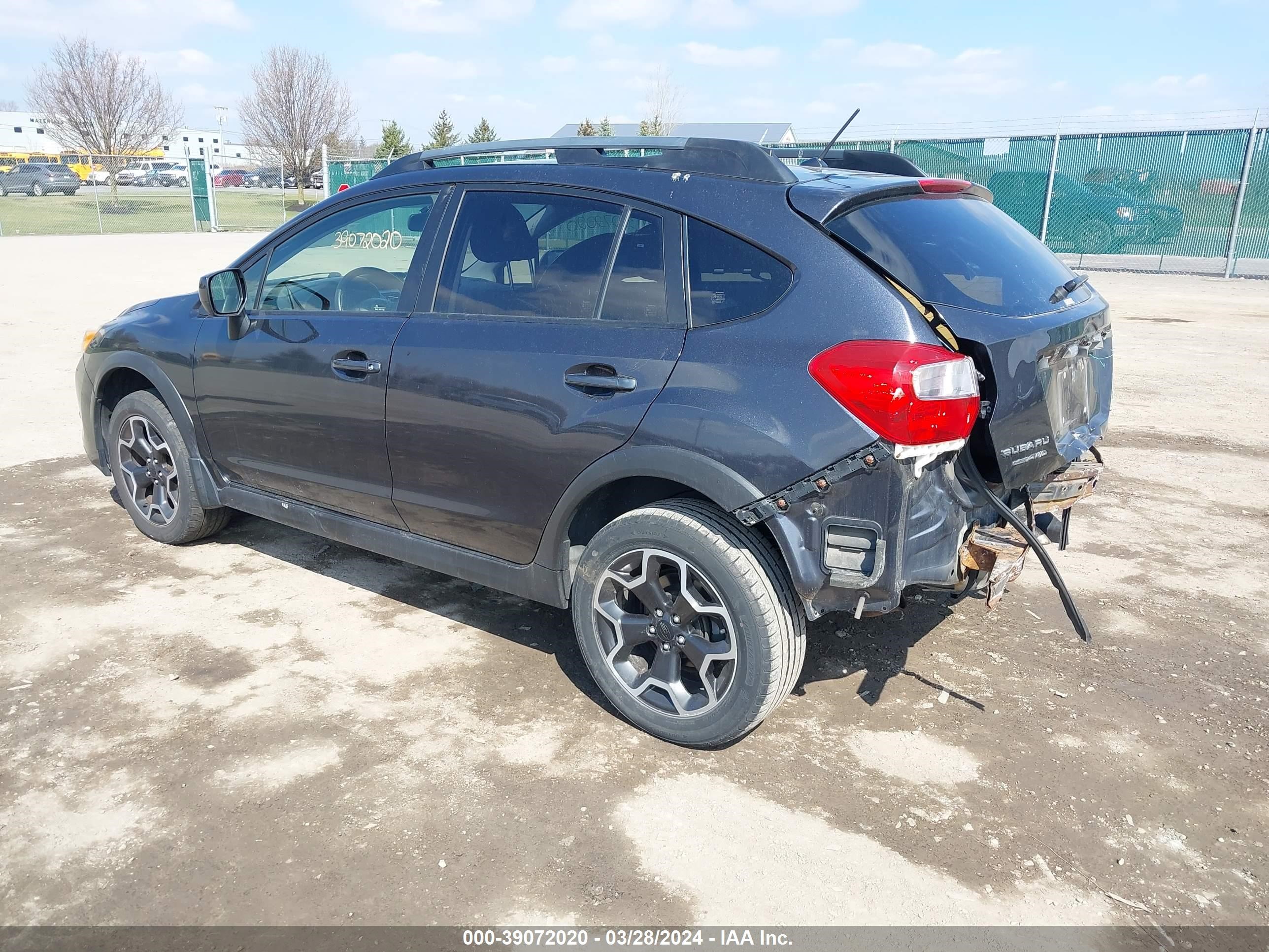 Photo 2 VIN: JF2GPAVC2E8337265 - SUBARU CROSSTREK 