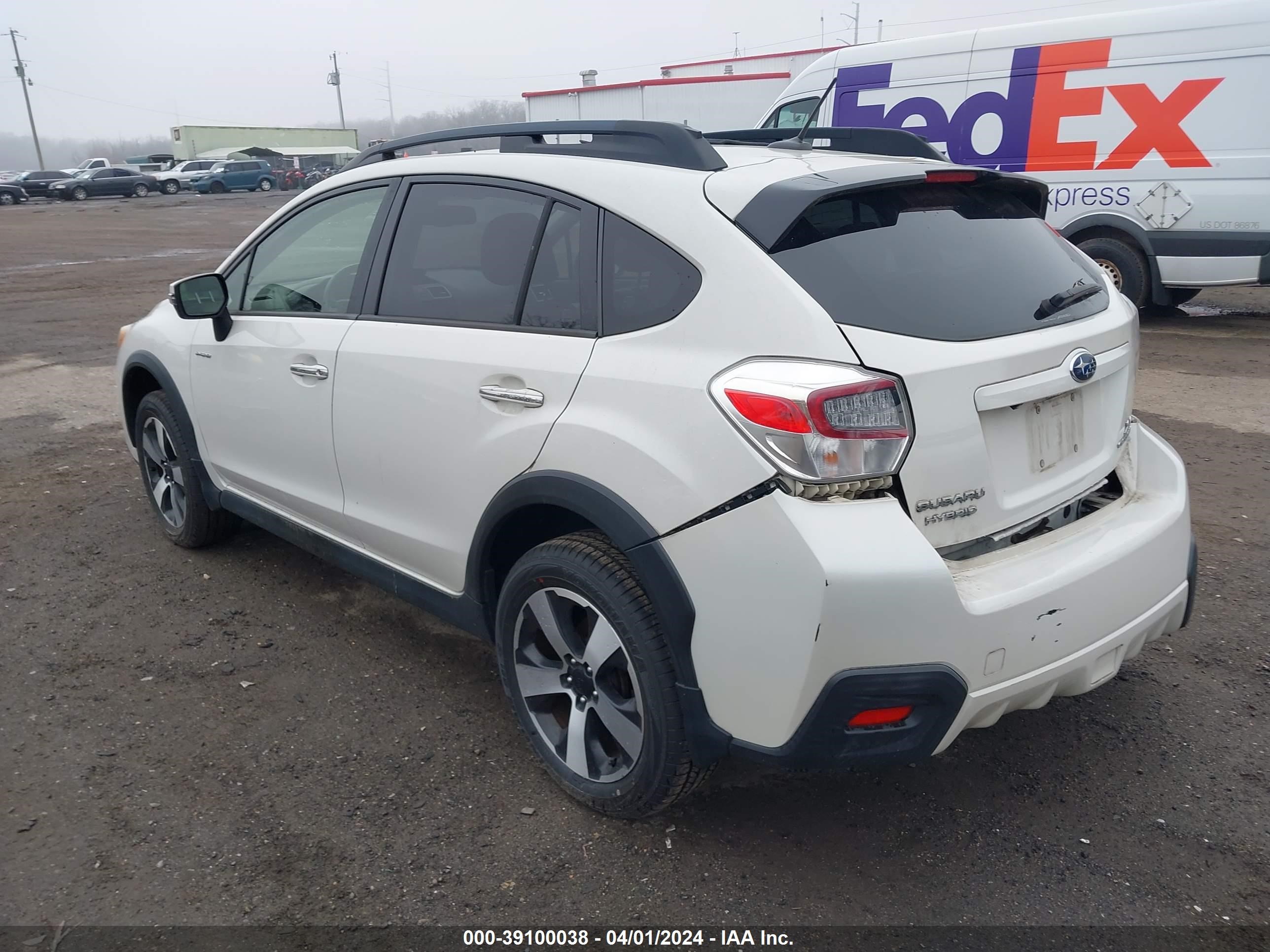 Photo 2 VIN: JF2GPBPC5FH220655 - SUBARU CROSSTREK 