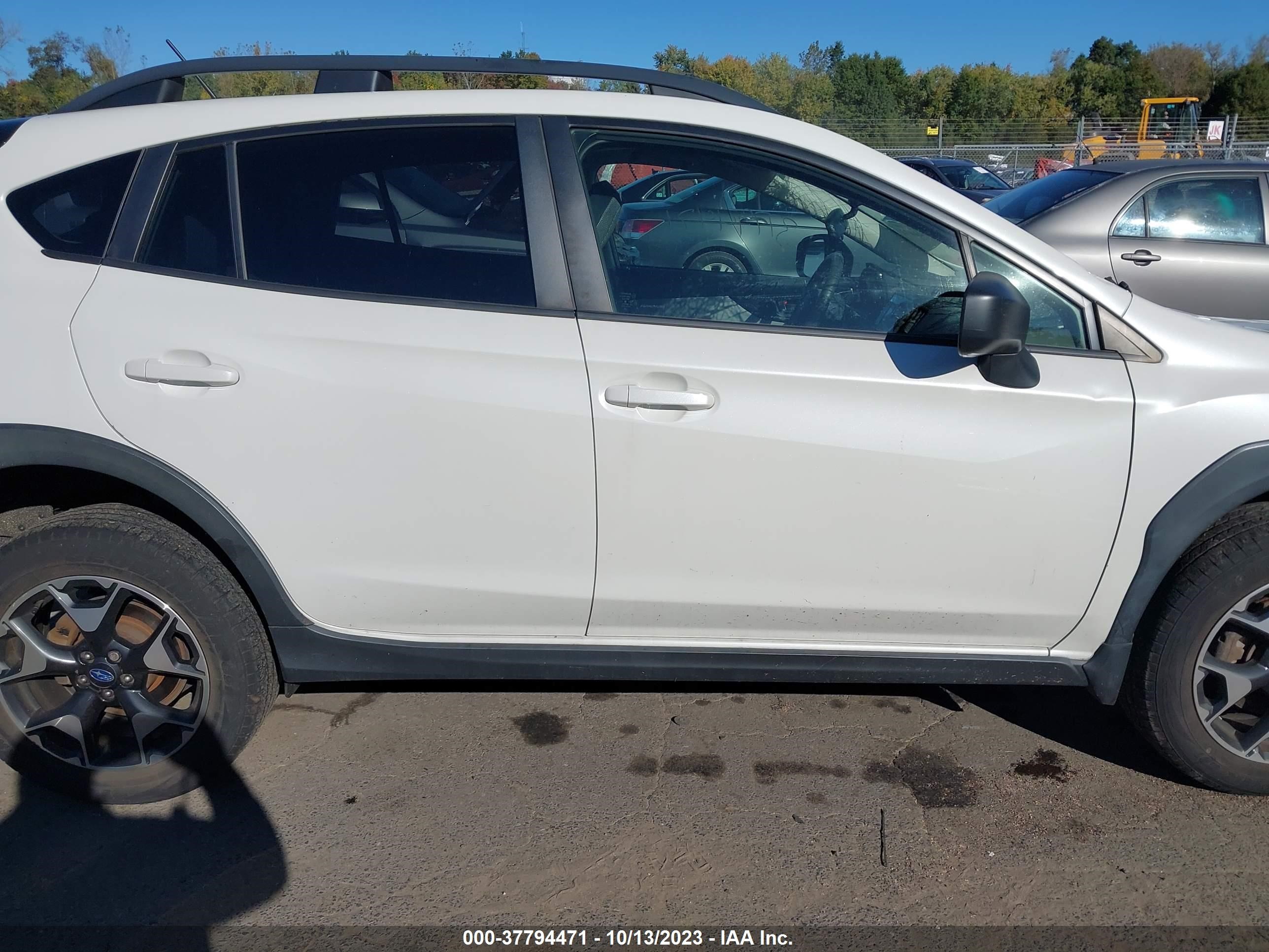 Photo 12 VIN: JF2GTAAC7KH227809 - SUBARU CROSSTREK 