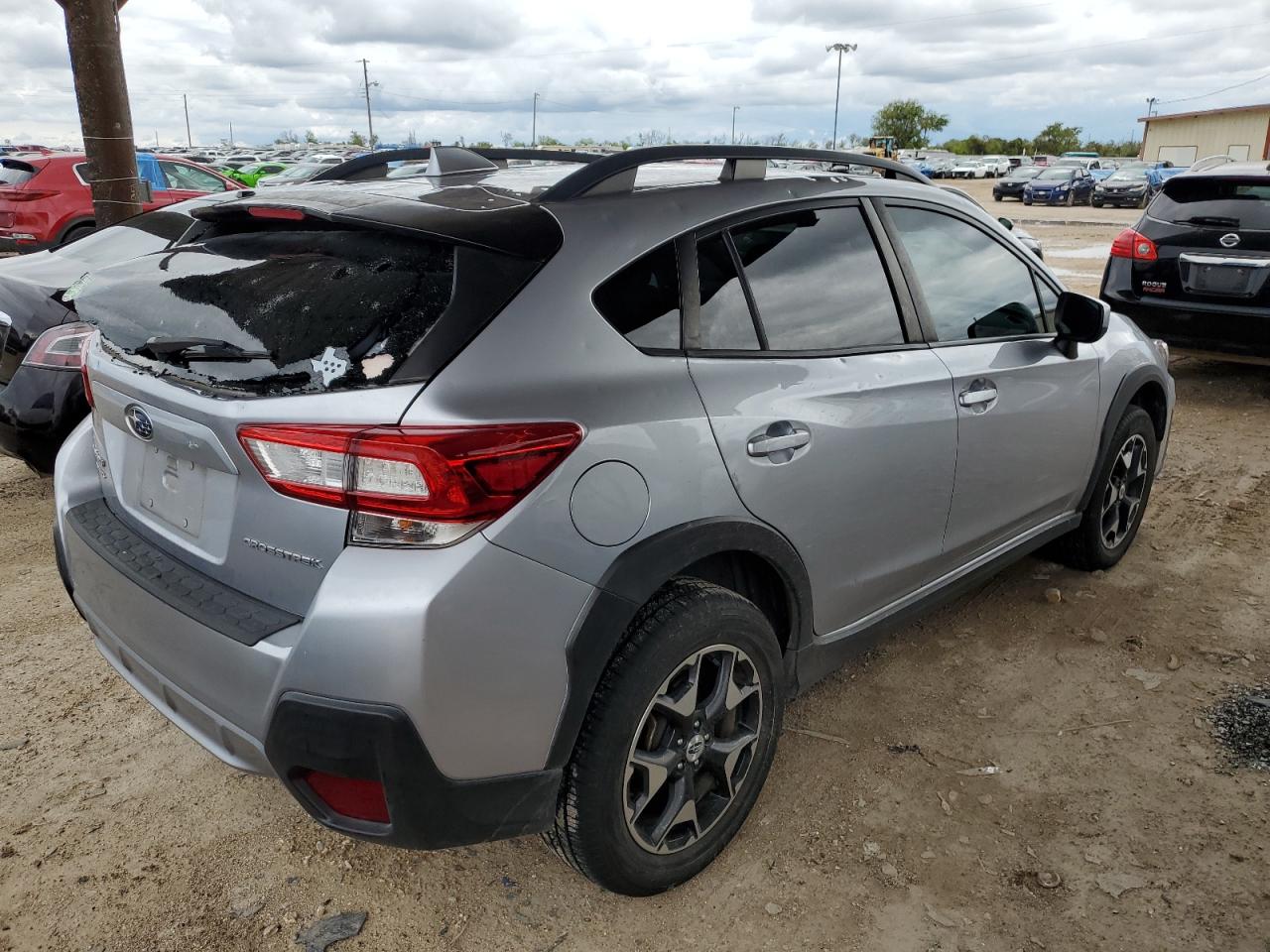 Photo 2 VIN: JF2GTABC4J8319909 - SUBARU CROSSTREK 