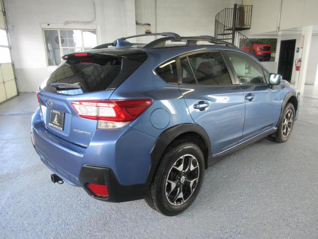 Photo 2 VIN: JF2GTABC4JH313561 - SUBARU CROSSTREK 