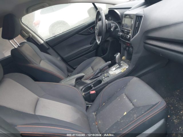 Photo 4 VIN: JF2GTABC6J8205488 - SUBARU CROSSTREK 