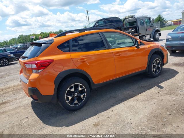 Photo 3 VIN: JF2GTABC6JH349817 - SUBARU CROSSTREK 