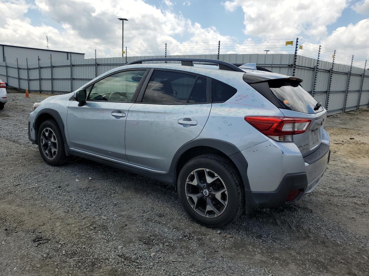 Photo 1 VIN: JF2GTABC7JH267160 - SUBARU CROSSTREK 