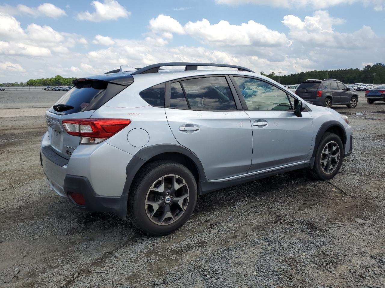 Photo 2 VIN: JF2GTABC7JH267160 - SUBARU CROSSTREK 