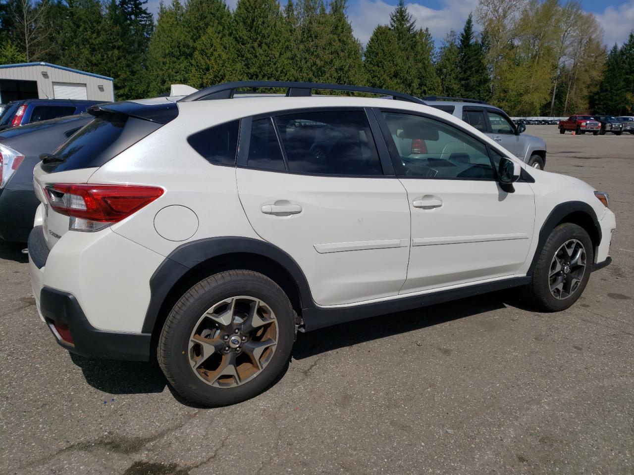 Photo 2 VIN: JF2GTABC8JH210448 - SUBARU CROSSTREK 