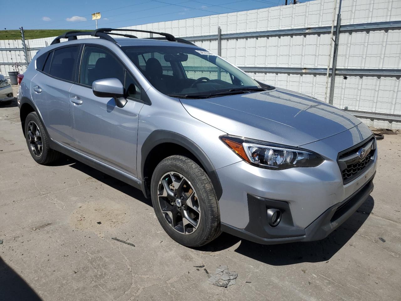 Photo 3 VIN: JF2GTABC9JH227324 - SUBARU CROSSTREK 