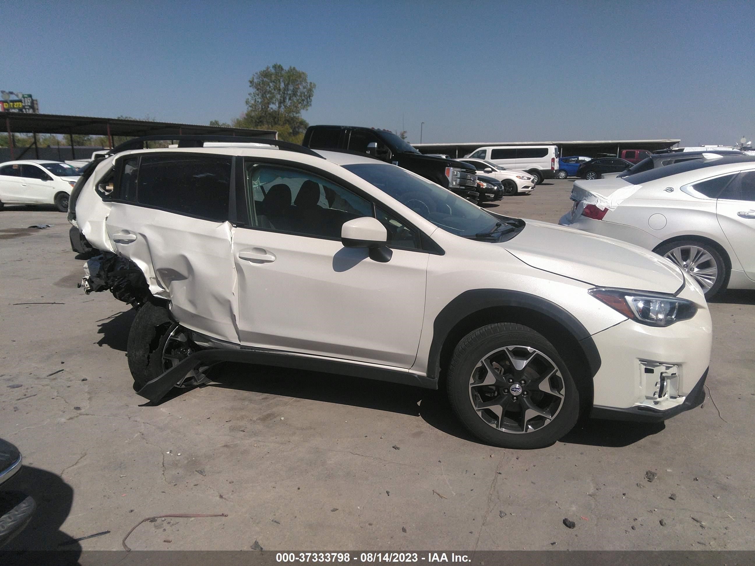 Photo 12 VIN: JF2GTABCXJH277472 - SUBARU CROSSTREK 