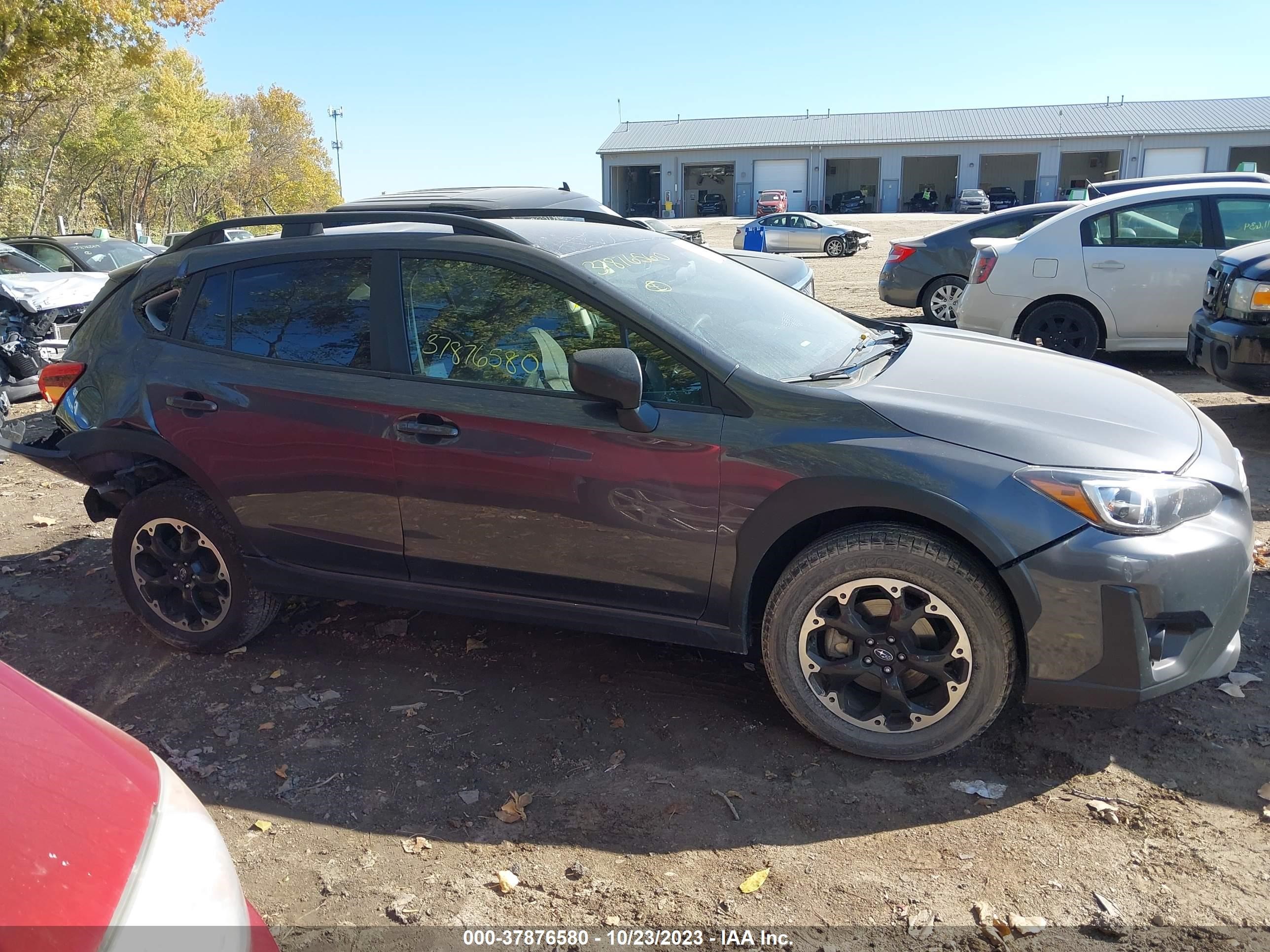 Photo 13 VIN: JF2GTABCXPH285242 - SUBARU CROSSTREK 