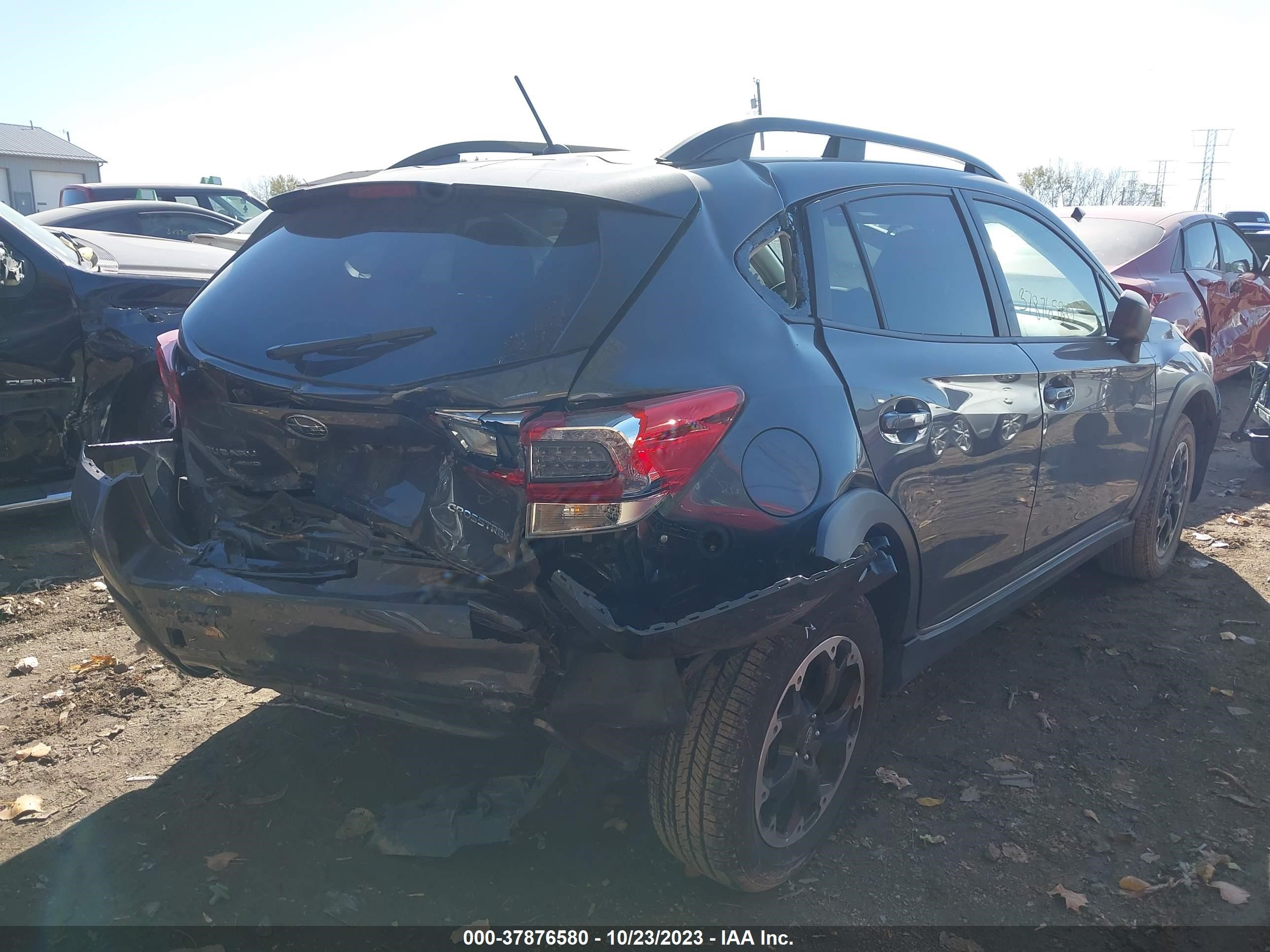 Photo 5 VIN: JF2GTABCXPH285242 - SUBARU CROSSTREK 