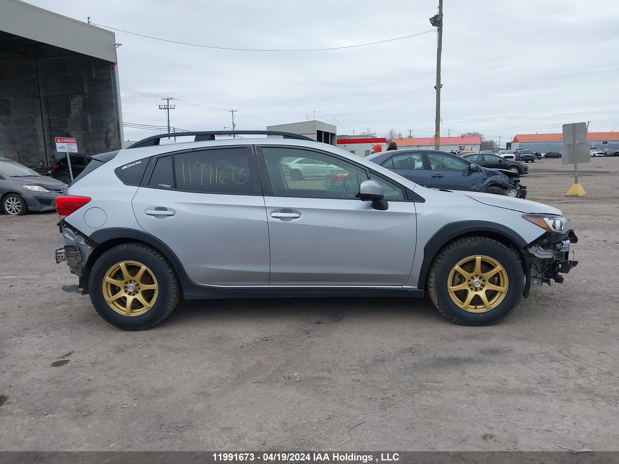 Photo 13 VIN: JF2GTACC0K9257483 - SUBARU CROSSTREK 