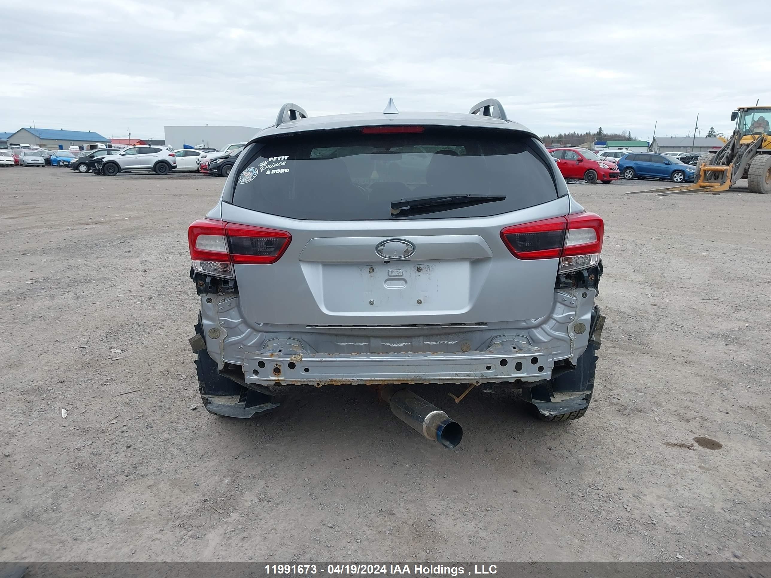 Photo 16 VIN: JF2GTACC0K9257483 - SUBARU CROSSTREK 