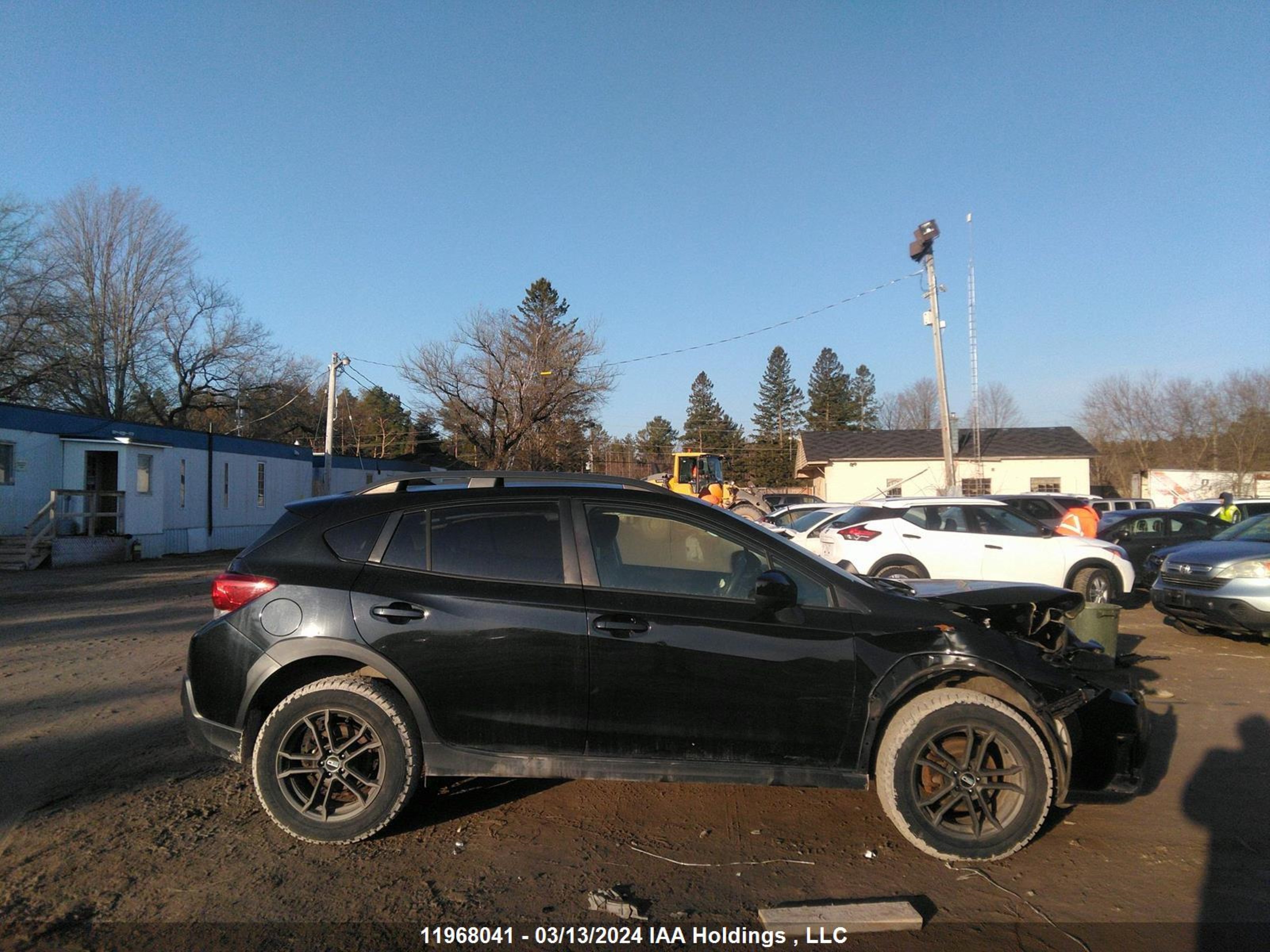 Photo 13 VIN: JF2GTACC1KH212137 - SUBARU CROSSTREK 