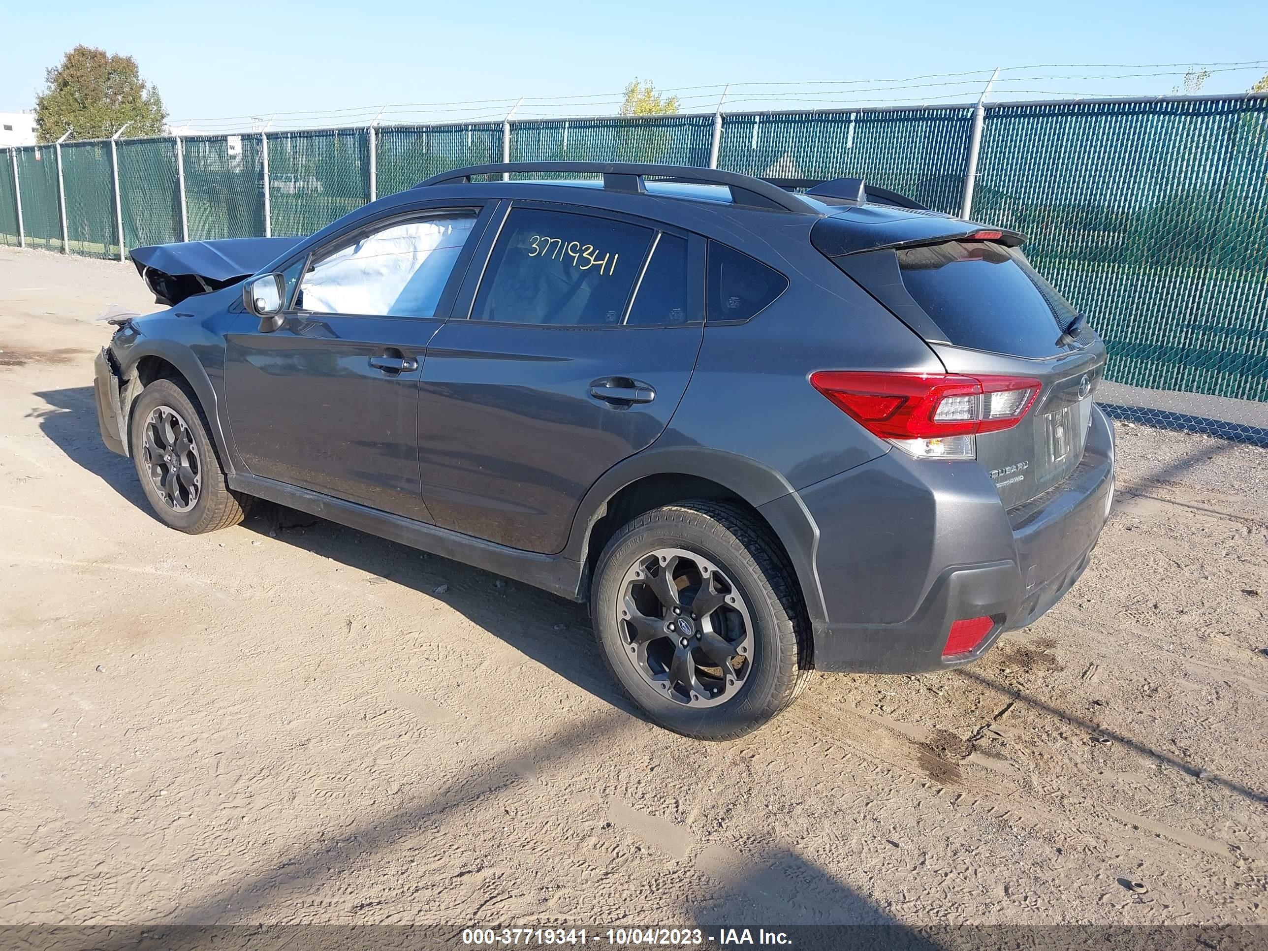 Photo 2 VIN: JF2GTACC5M9244392 - SUBARU CROSSTREK 