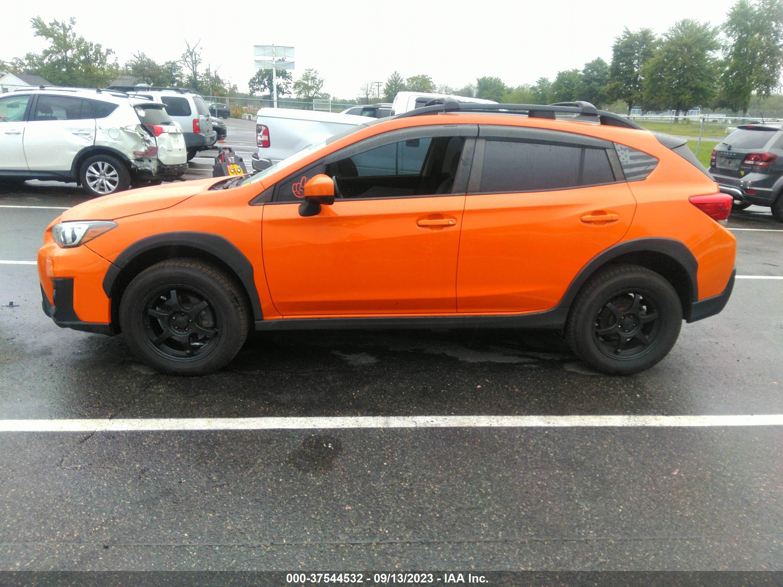 Photo 13 VIN: JF2GTACC6K9290827 - SUBARU CROSSTREK 