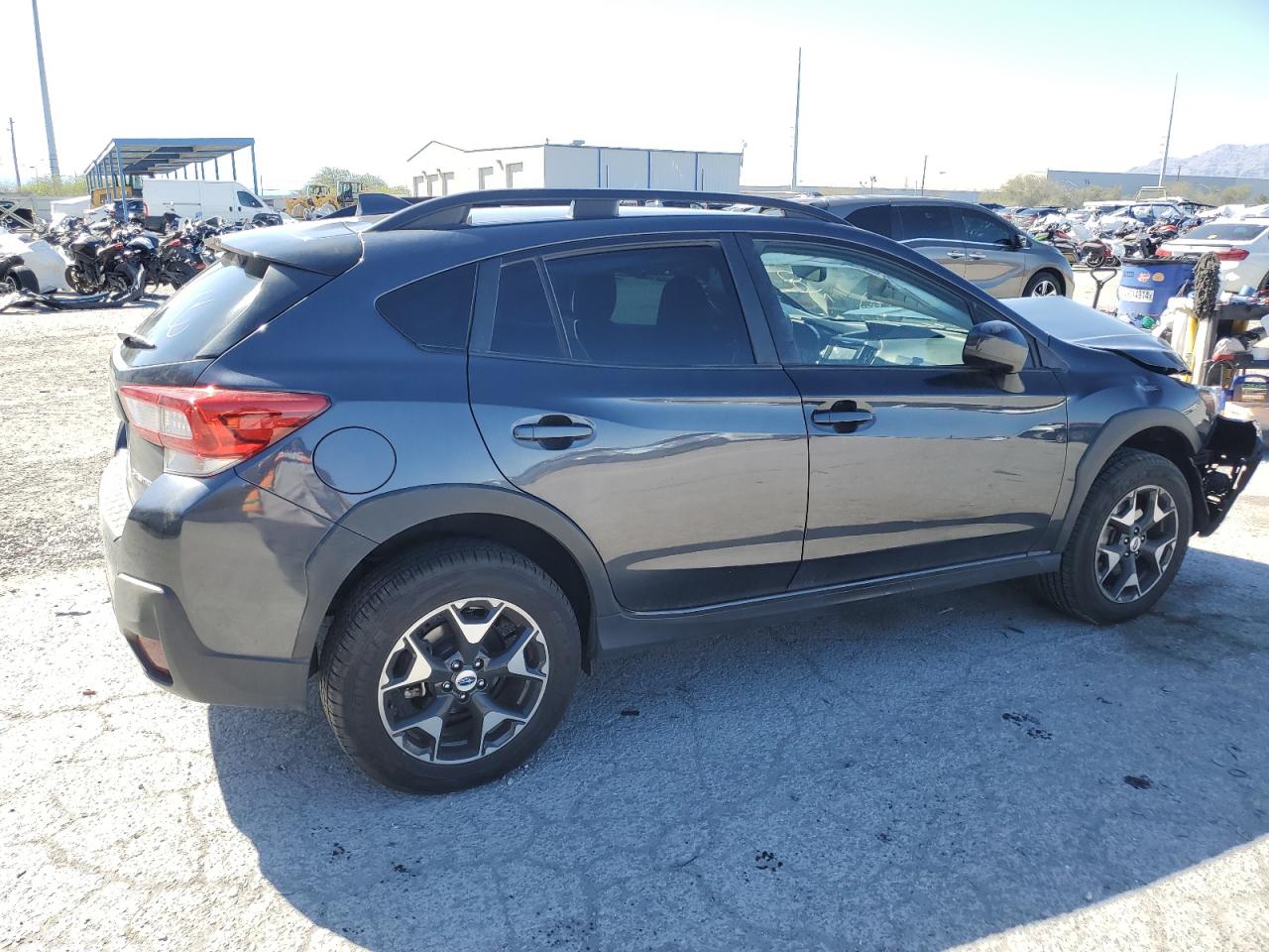 Photo 2 VIN: JF2GTADC5JH274783 - SUBARU CROSSTREK 