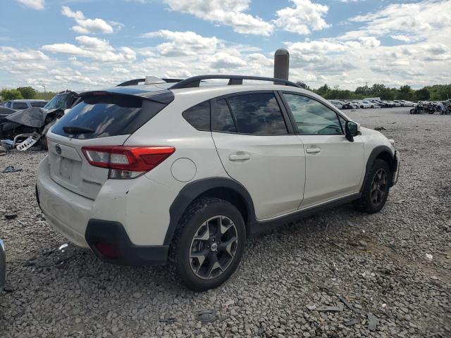 Photo 2 VIN: JF2GTADC8JH303483 - SUBARU CROSSTREK 