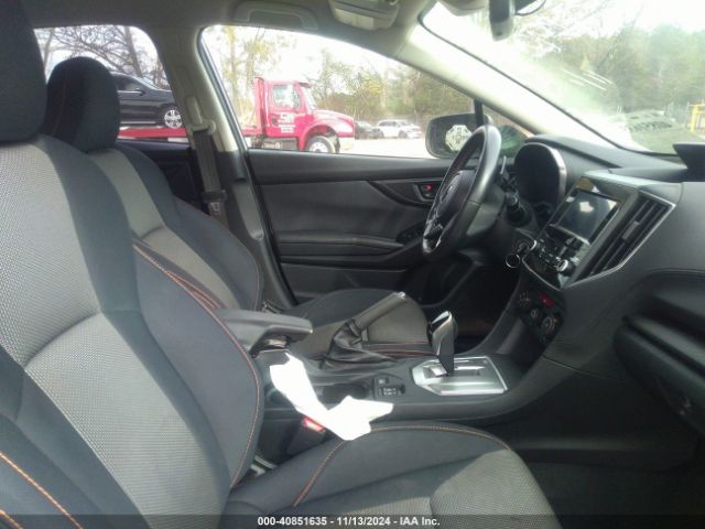 Photo 4 VIN: JF2GTAEC0KH319077 - SUBARU CROSSTREK 