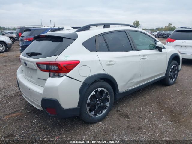 Photo 3 VIN: JF2GTAEC2M8276817 - SUBARU CROSSTREK 