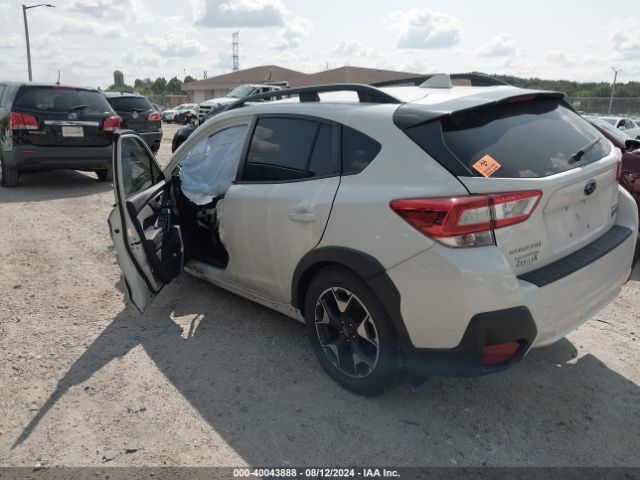 Photo 2 VIN: JF2GTAEC3KH363168 - SUBARU CROSSTREK 