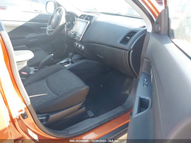 Photo 4 VIN: JF2GTAEC4K8257943 - SUBARU CROSSTREK 