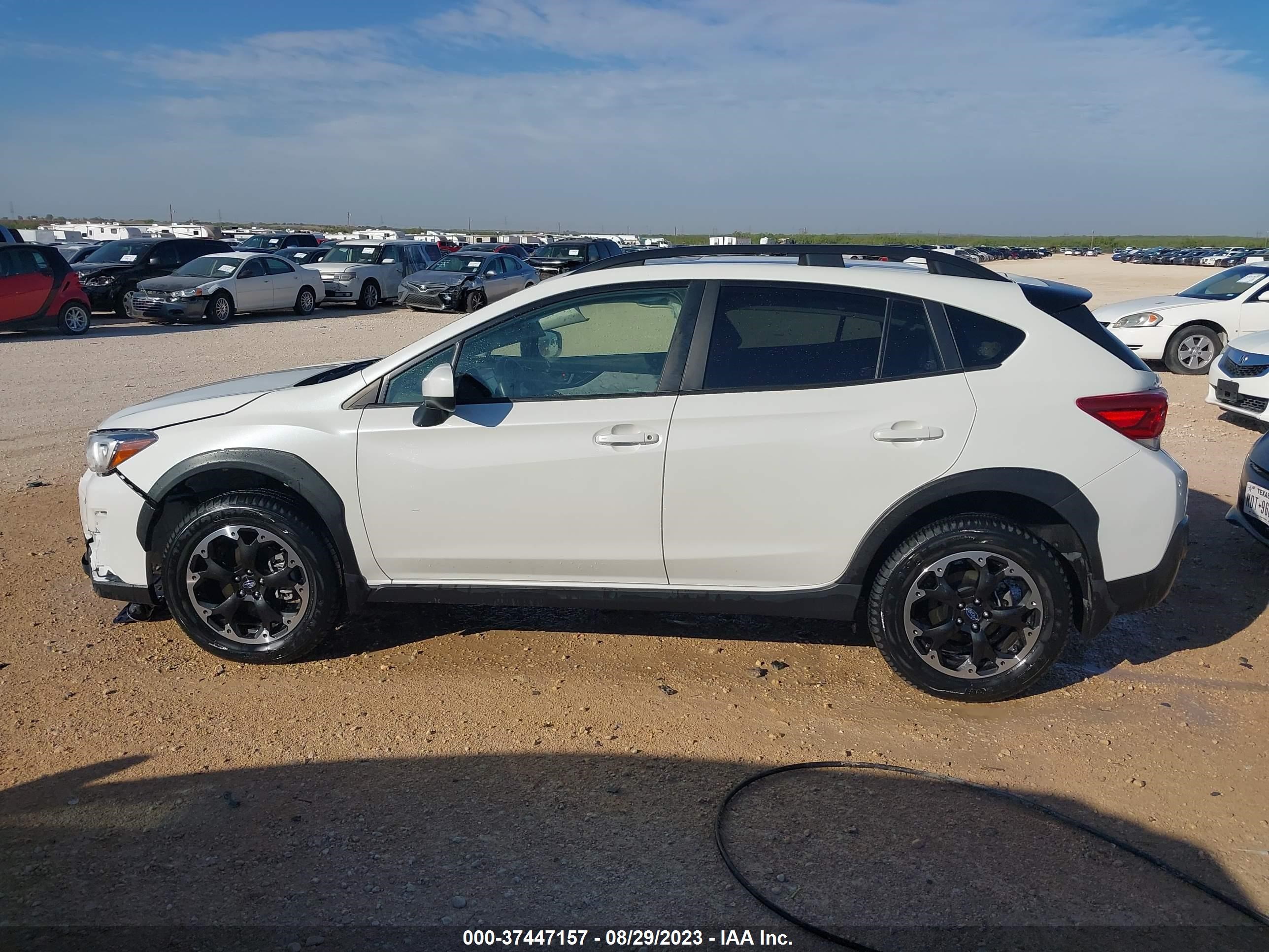 Photo 13 VIN: JF2GTAEC8MH657457 - SUBARU CROSSTREK 