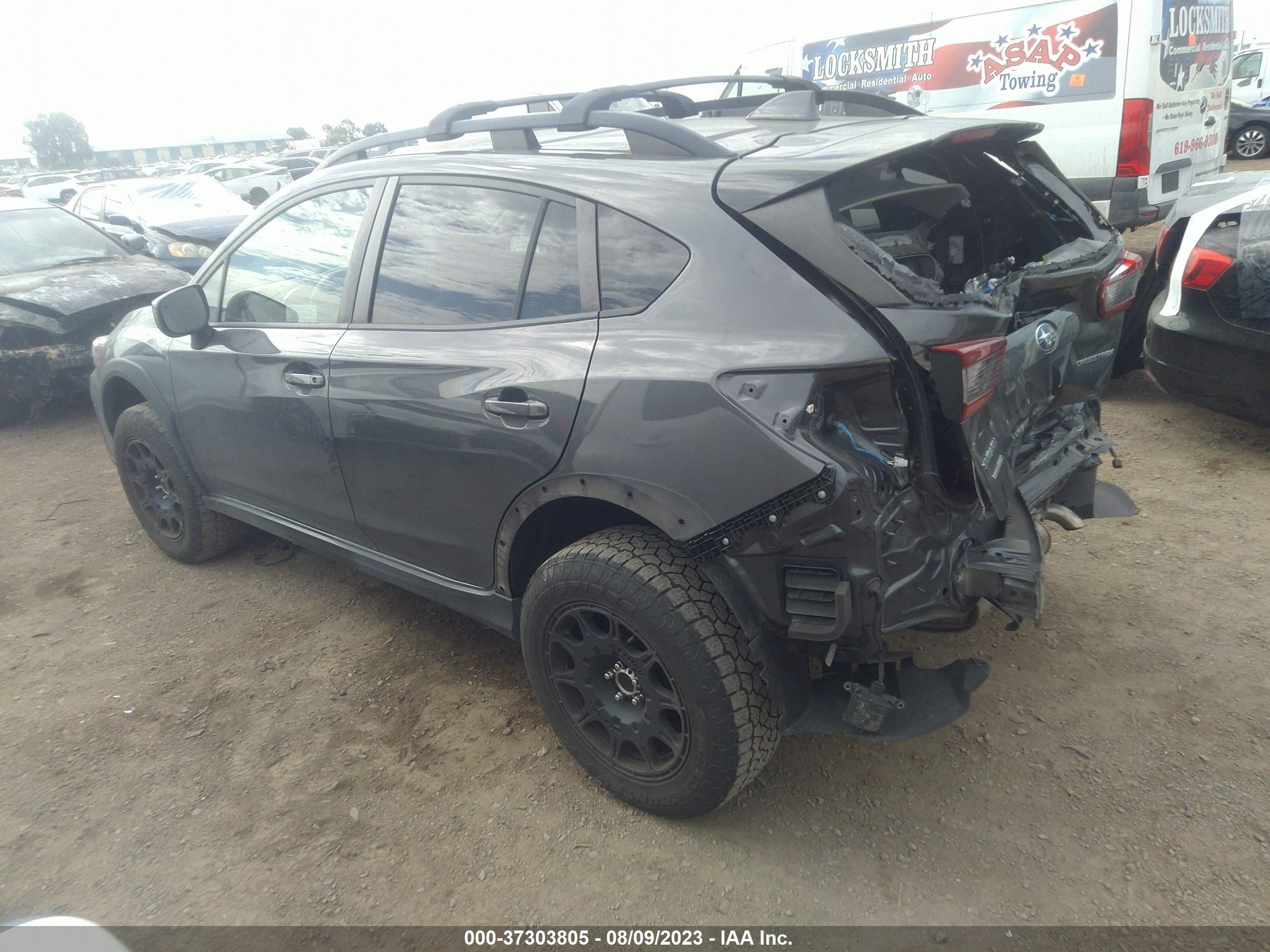 Photo 2 VIN: JF2GTAECXL8271430 - SUBARU CROSSTREK 