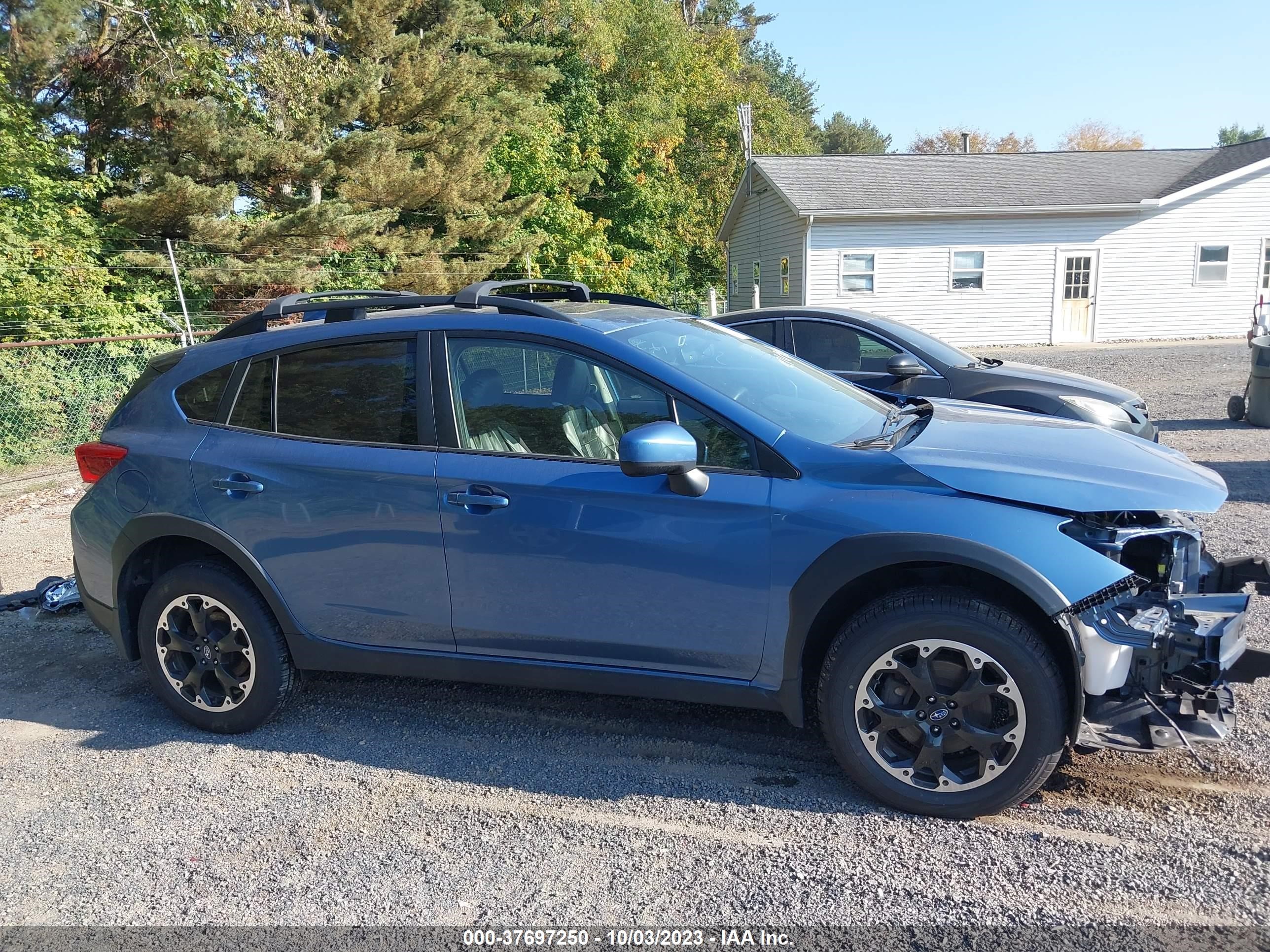 Photo 13 VIN: JF2GTAECXMH338125 - SUBARU CROSSTREK 