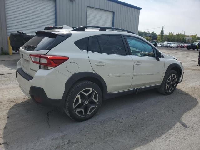 Photo 2 VIN: JF2GTAJC3J8327551 - SUBARU CROSSTREK 