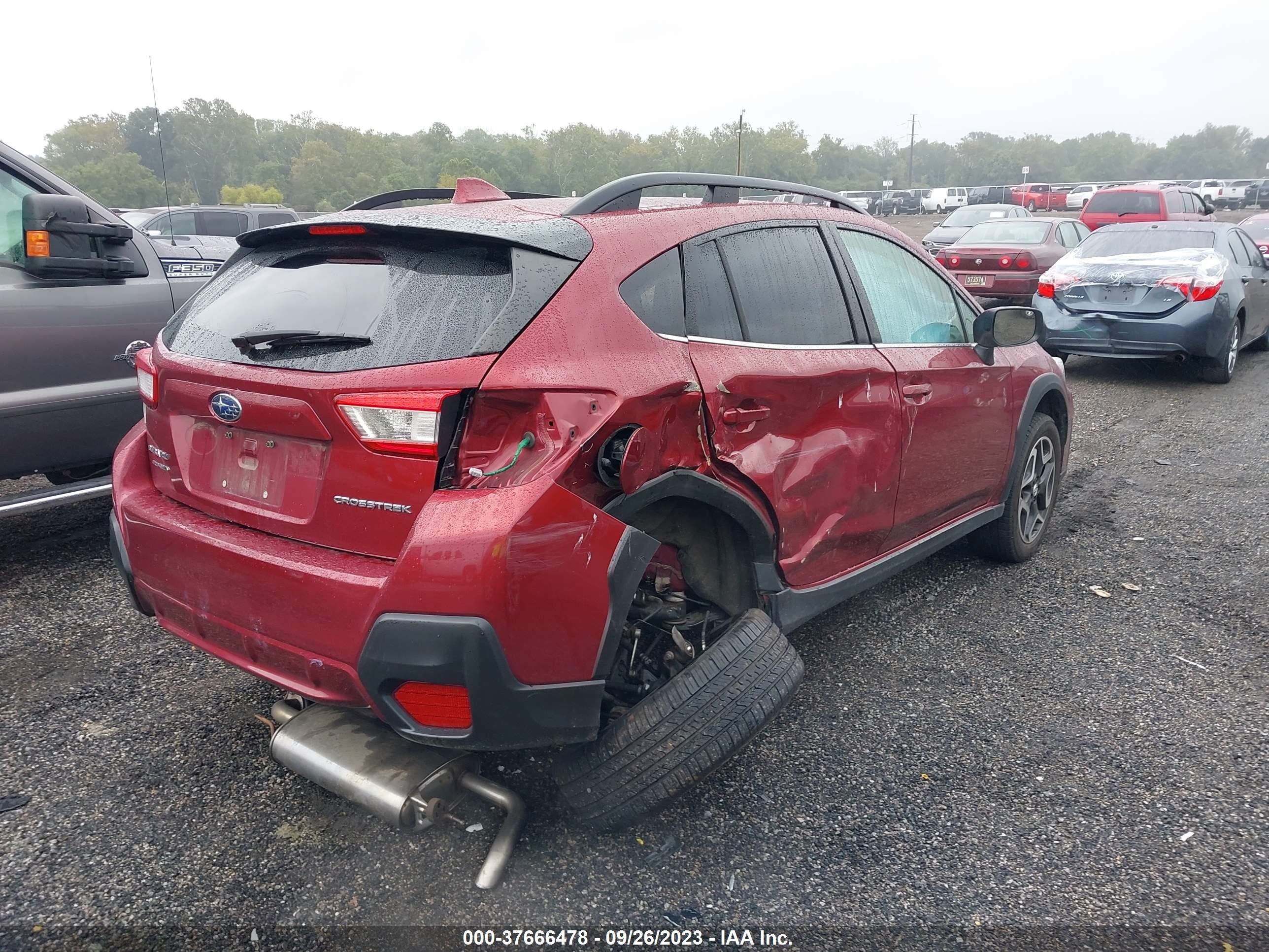 Photo 3 VIN: JF2GTAJC6J8200552 - SUBARU CROSSTREK 