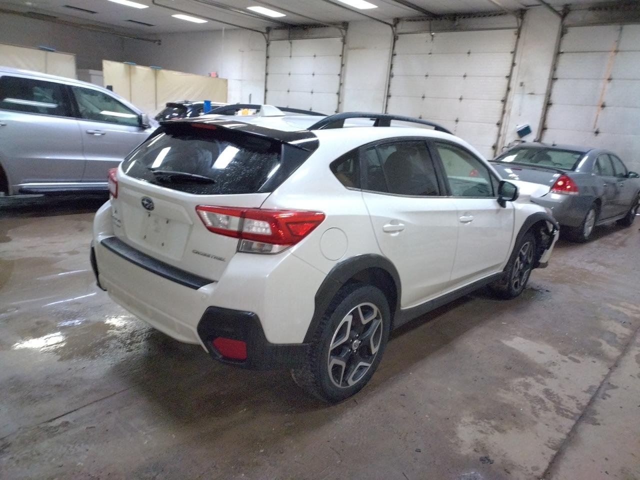 Photo 2 VIN: JF2GTAMC0JH201689 - SUBARU CROSSTREK 