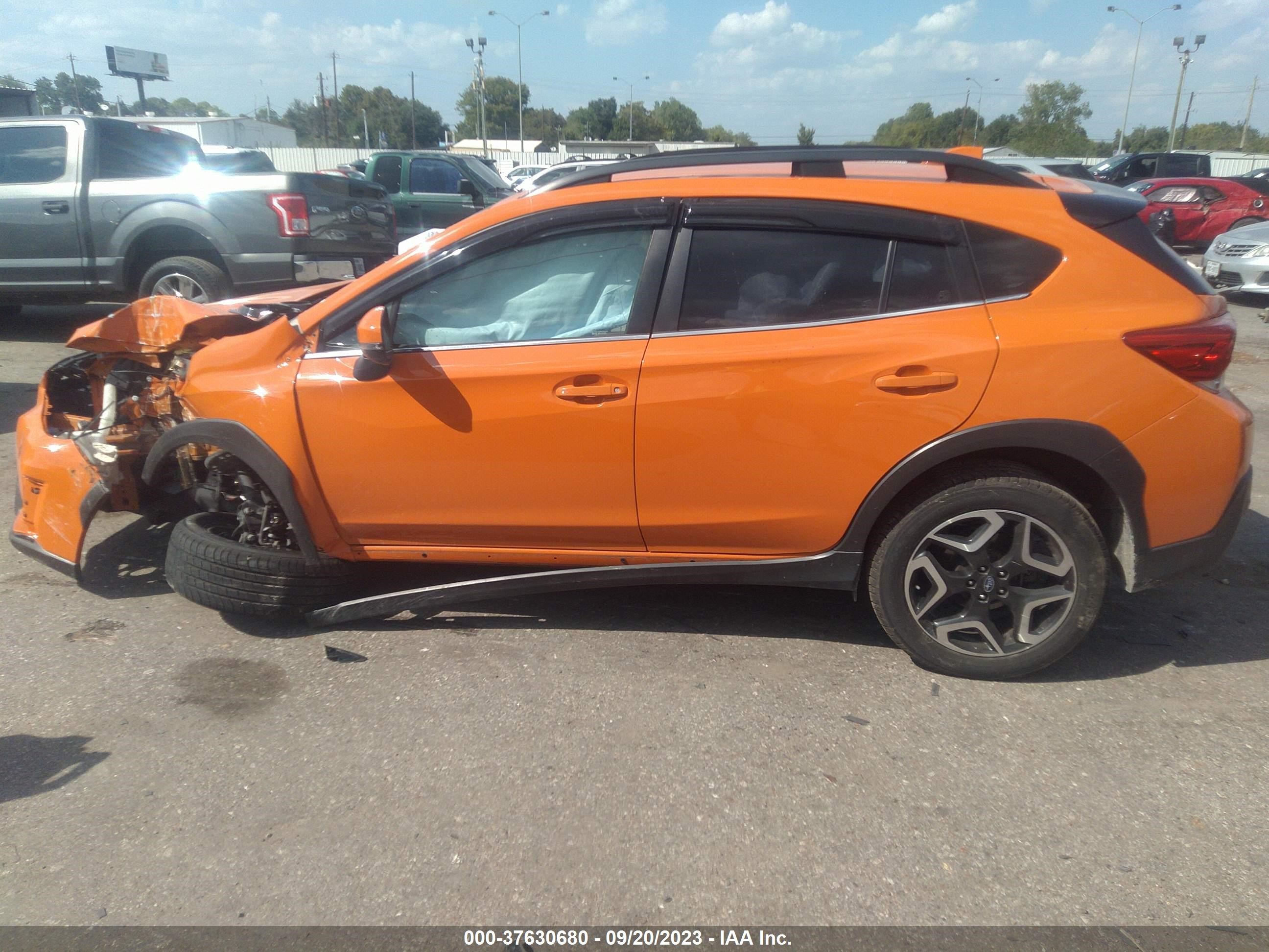 Photo 13 VIN: JF2GTAMC1K8295213 - SUBARU CROSSTREK 