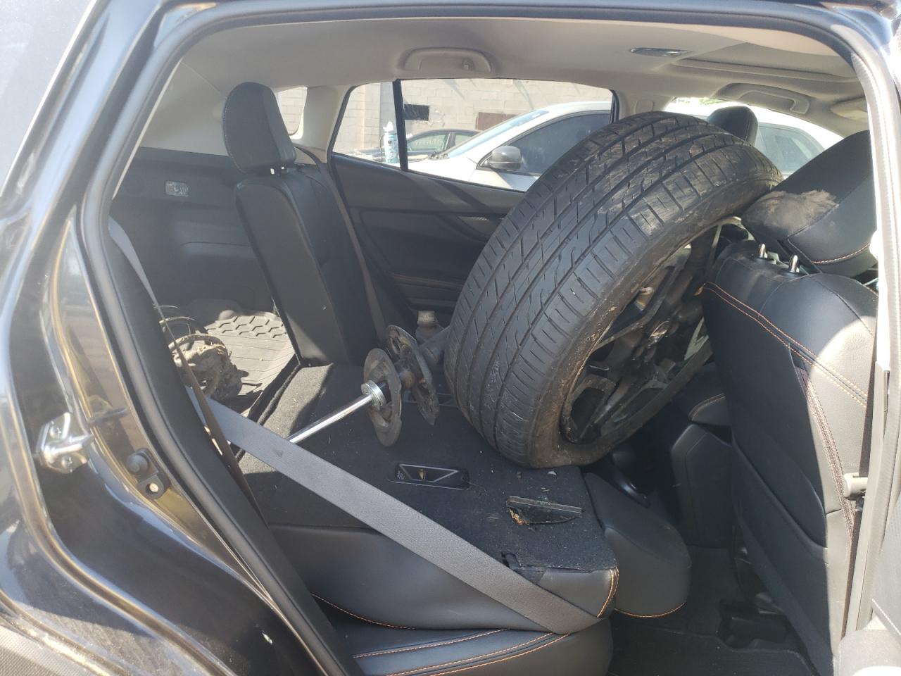 Photo 9 VIN: JF2GTAMC8JH326584 - SUBARU CROSSTREK 