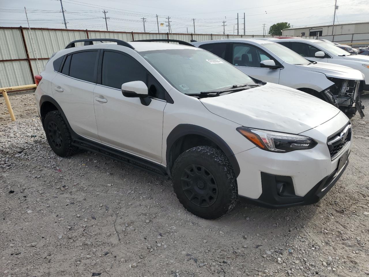 Photo 3 VIN: JF2GTAMC9K8304045 - SUBARU CROSSTREK 