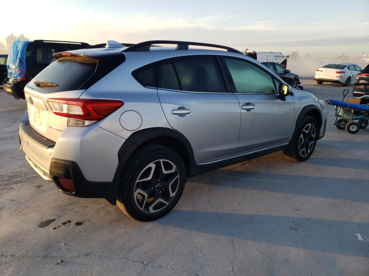 Photo 2 VIN: JF2GTANCXKH223036 - SUBARU CROSSTREK 