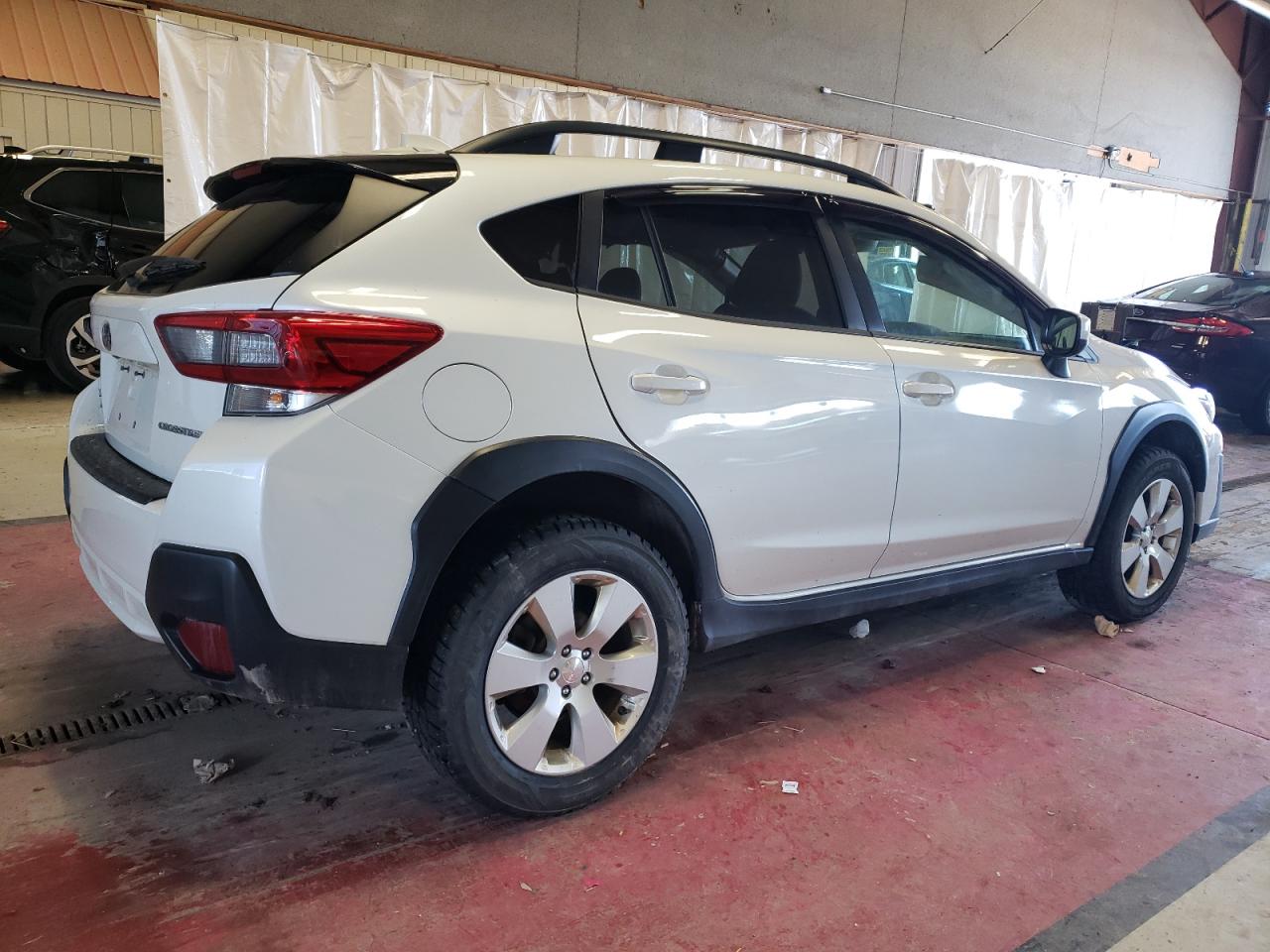 Photo 2 VIN: JF2GTAPC6M8285890 - SUBARU CROSSTREK 