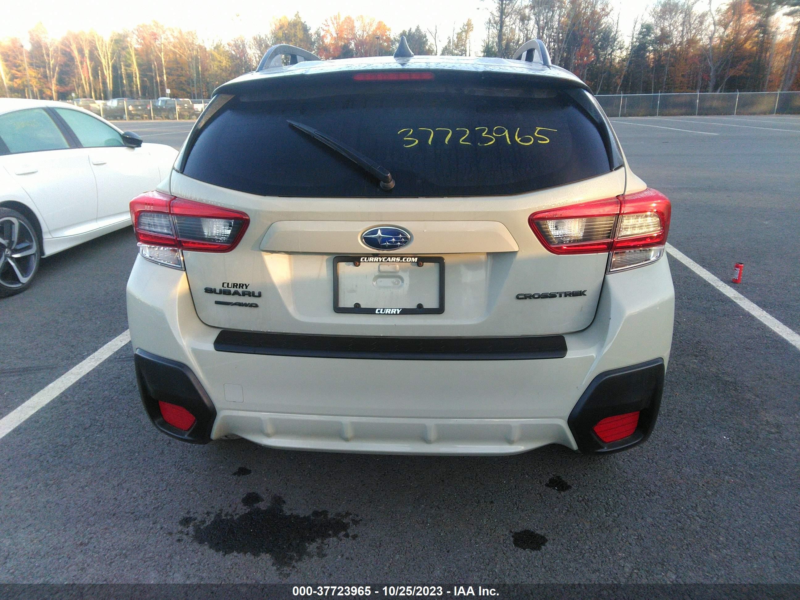 Photo 16 VIN: JF2GTAPC8P8252300 - SUBARU CROSSTREK 