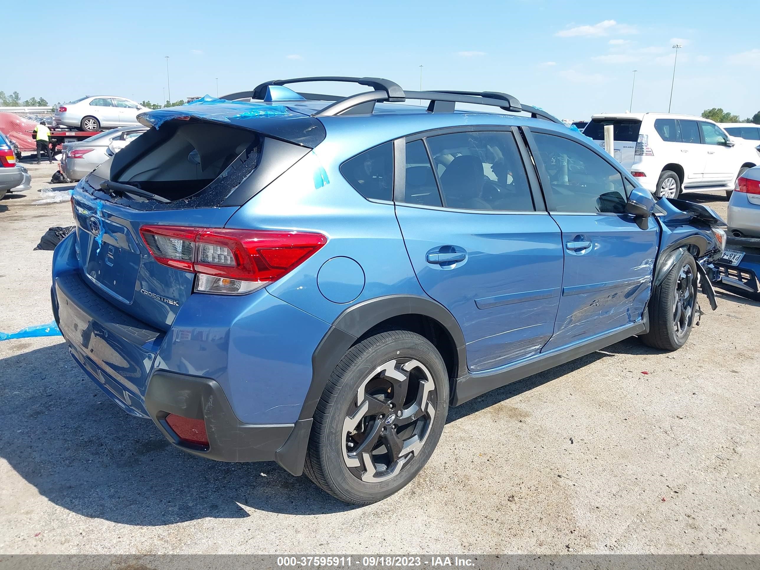 Photo 3 VIN: JF2GTHMC6MH348323 - SUBARU CROSSTREK 