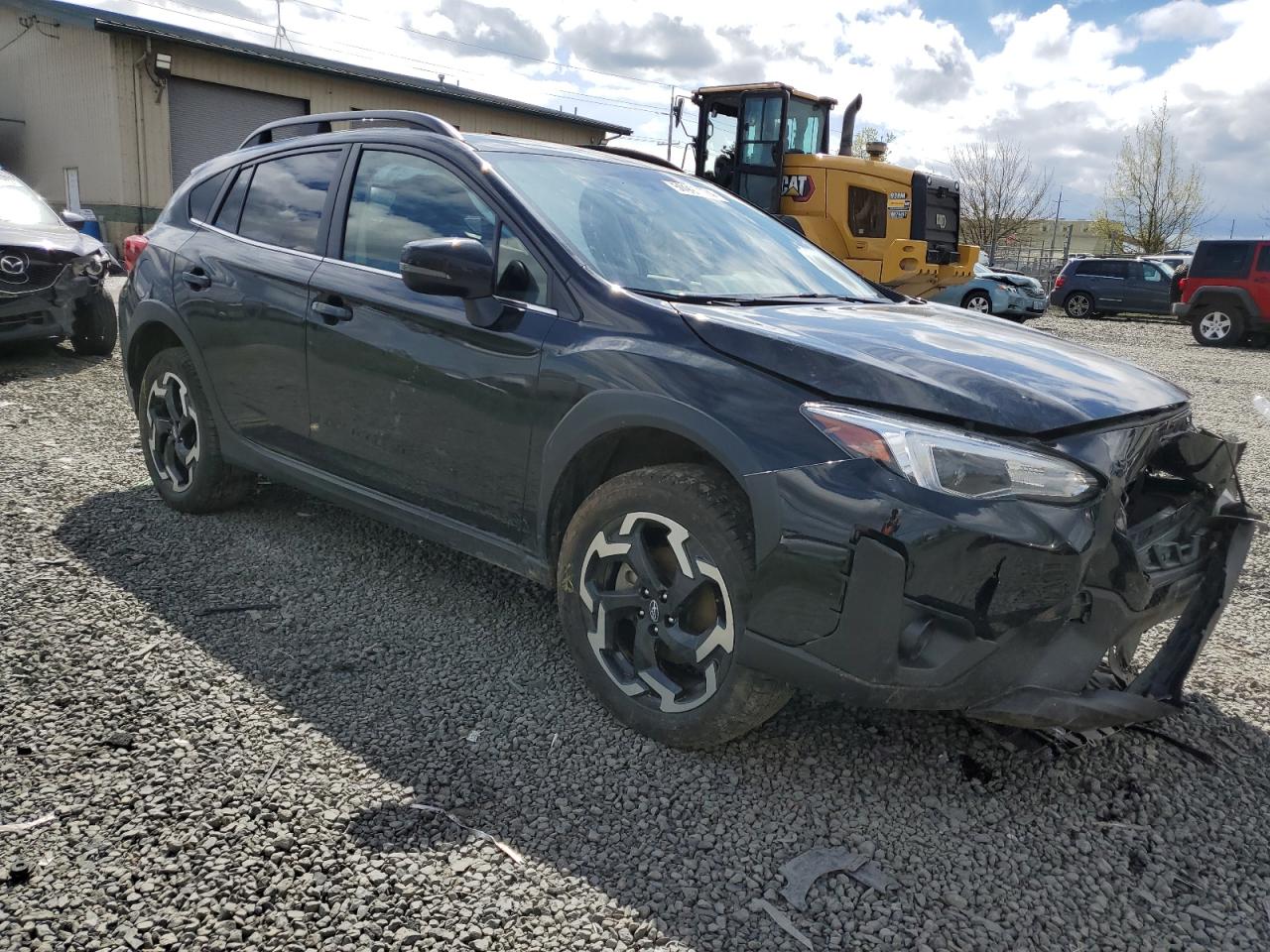 Photo 3 VIN: JF2GTHMC7P8331700 - SUBARU CROSSTREK 