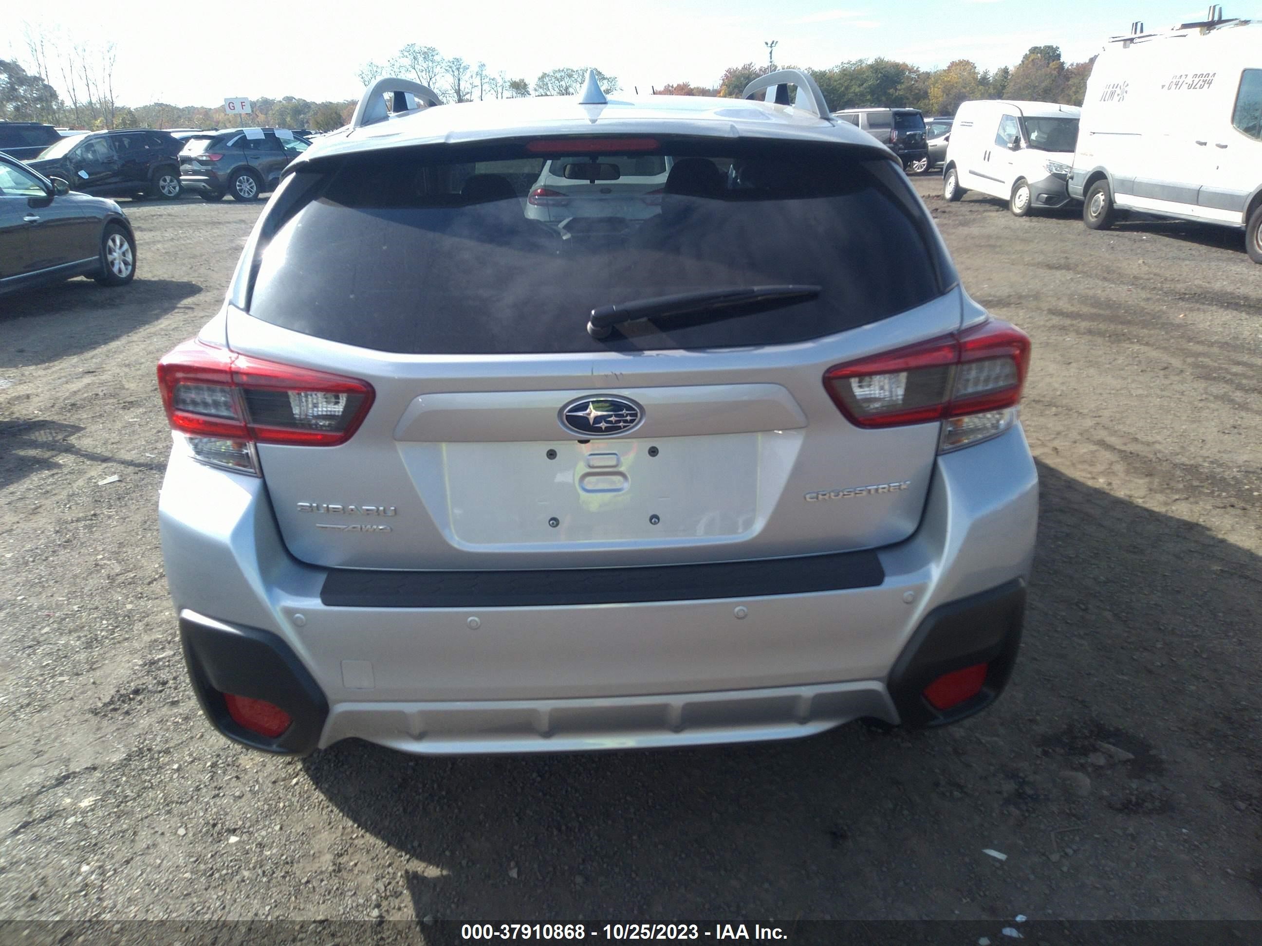 Photo 15 VIN: JF2GTHMC7PH302049 - SUBARU CROSSTREK 