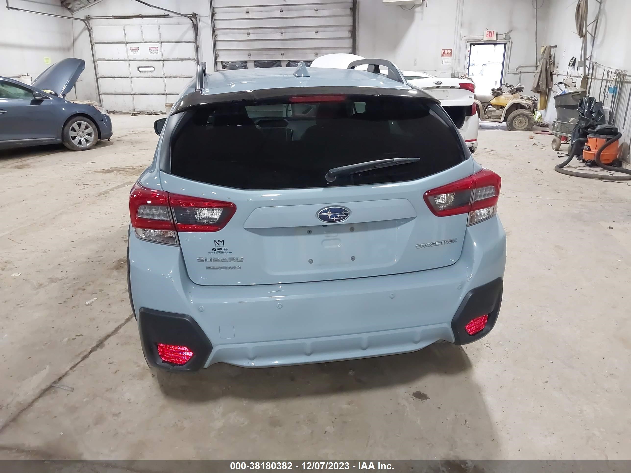 Photo 15 VIN: JF2GTHNC8PH266810 - SUBARU CROSSTREK 