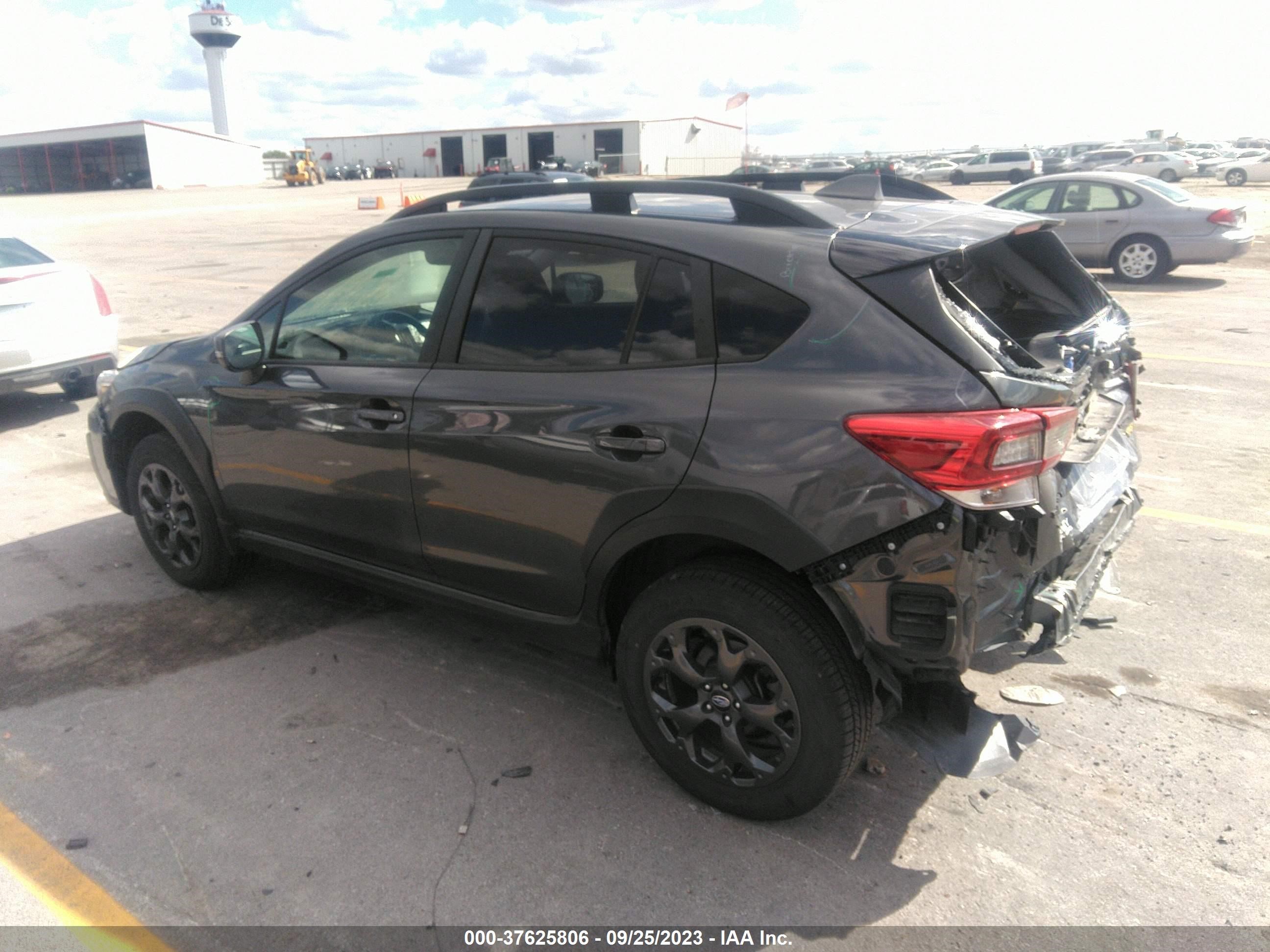 Photo 2 VIN: JF2GTHRC0MH218515 - SUBARU CROSSTREK 