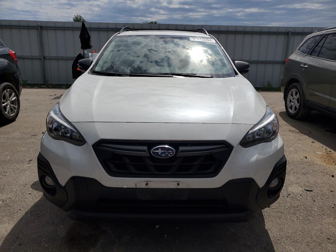 Photo 4 VIN: JF2GTHSC5NH240991 - SUBARU CROSSTREK 