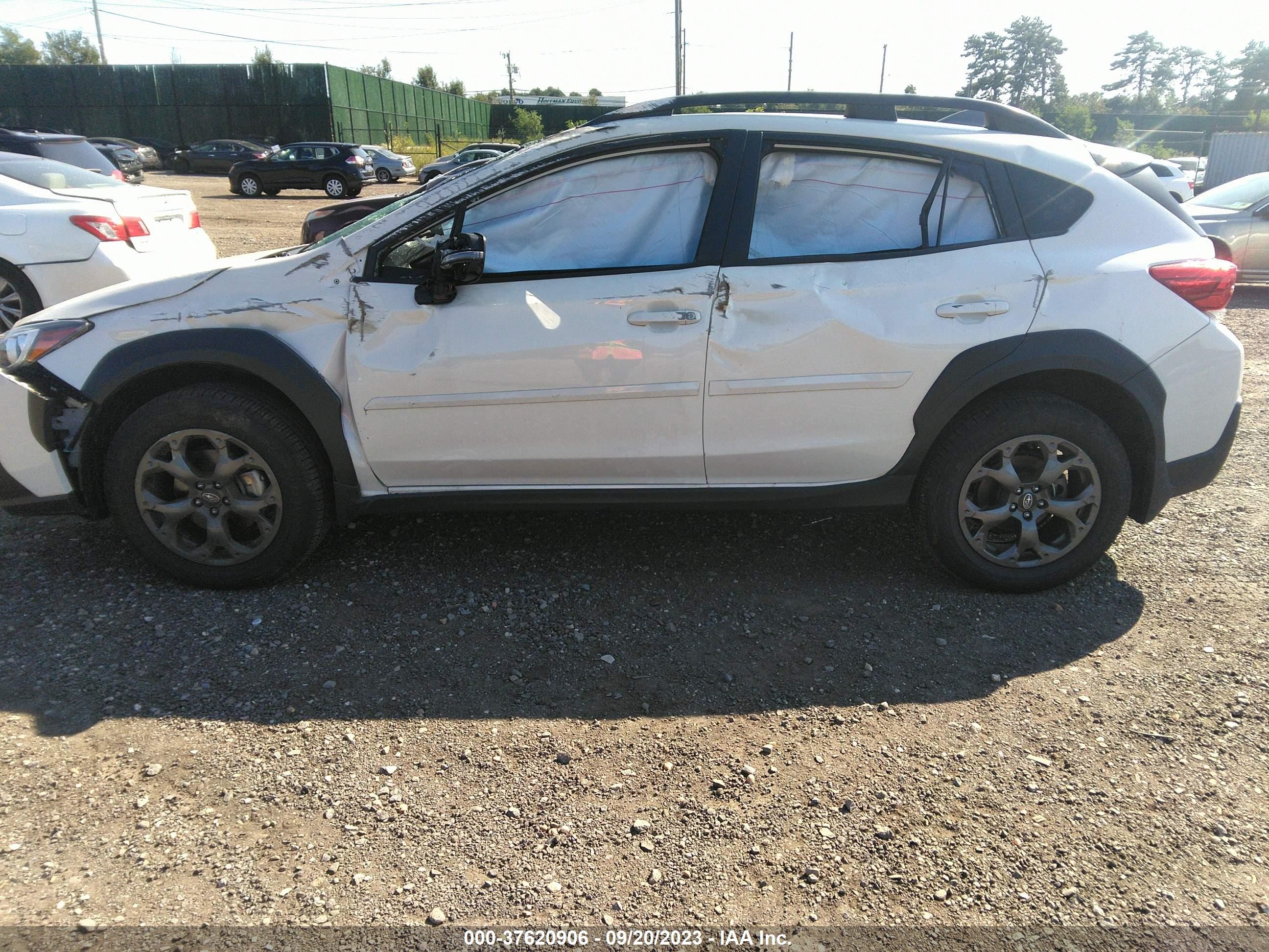 Photo 13 VIN: JF2GTHSC5PH291409 - SUBARU CROSSTREK 